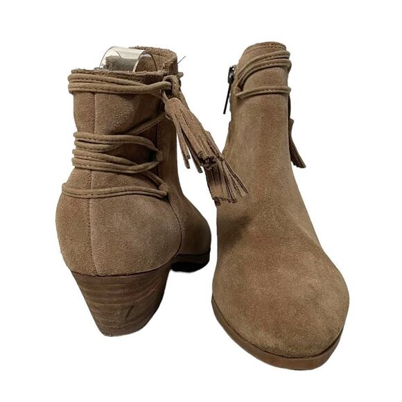 VINCE CAMUTO Carlina Western Boho Suede Tassel Wrap Booties 7.5 - Picture 3 of 12